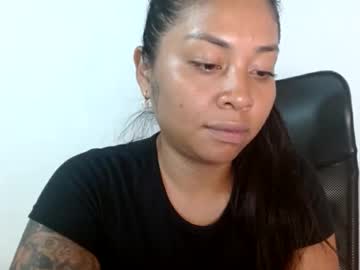 Aisha_Brownn Chaturbate stream image from April 23, 2025