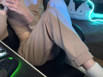 Elisa_North Chaturbate stream image from April 23, 2025