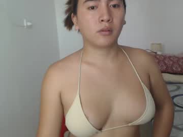 Goldbella_ Chaturbate stream image from April 23, 2025