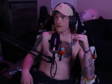 Somethinqfunny Chaturbate stream image from April 23, 2025