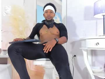 Ricobrown777 Chaturbate stream image from April 23, 2025