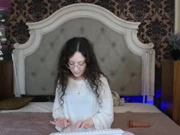 Crazy_Curly_ Chaturbate stream image from April 23, 2025