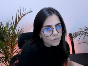 Meurief Chaturbate stream image from April 23, 2025