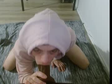 Sissyboitrisha Chaturbate stream image from April 23, 2025