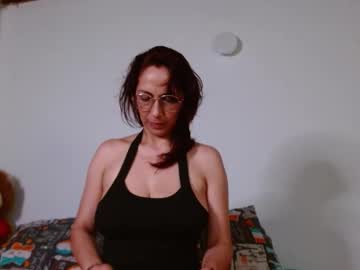 Amber_Cute24 Chaturbate stream image from April 23, 2025