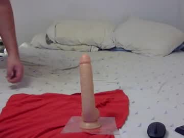 Dandyhandys Chaturbate stream image from April 23, 2025