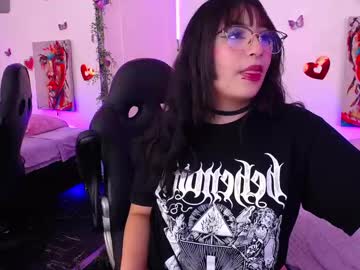 Hinatamoon Chaturbate stream image from April 23, 2025