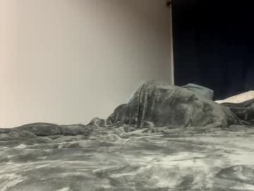 Bakkenbeast Chaturbate stream image from April 23, 2025