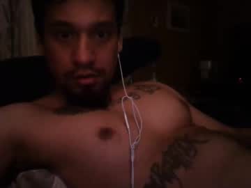 Heyzeus283 Chaturbate stream image from April 23, 2025