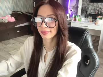 Edlinhallman Chaturbate stream image from April 23, 2025