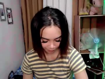 Uxie_Mew Chaturbate stream image from April 23, 2025