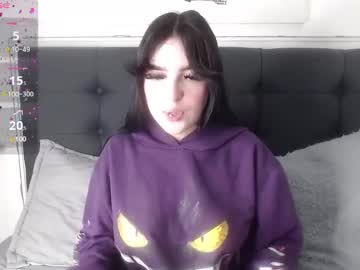 Lyane_Xx Chaturbate stream image from April 23, 2025