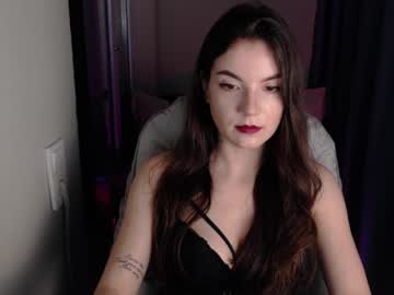 Seeemily Chaturbate stream image from April 23, 2025