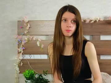 Andreanelsson Chaturbate stream image from April 23, 2025