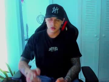 Dage_19 Chaturbate stream image from April 23, 2025