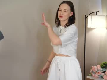 Elvaady Chaturbate stream image from April 23, 2025