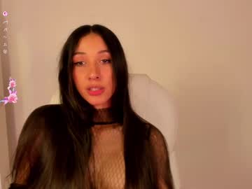 Gorgeous_Brunette Chaturbate stream image from April 23, 2025