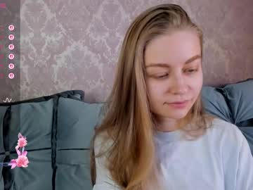 Laura_Pudd Chaturbate stream image from April 23, 2025