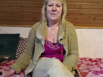 Nikole111 Chaturbate stream image from April 23, 2025
