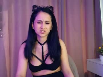 Noreendwight Chaturbate stream image from April 23, 2025