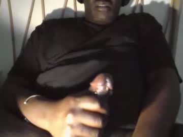 Seanbaptiste Chaturbate stream image from April 23, 2025