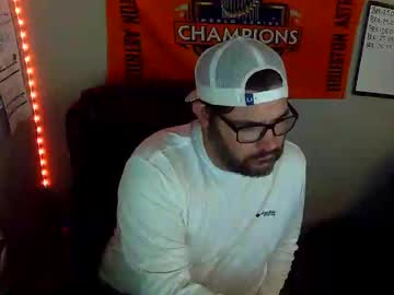 Taintnuzzler_13 Chaturbate stream image from April 23, 2025