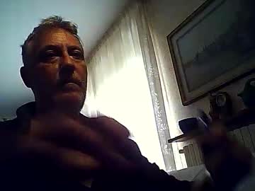 Willfire71 Chaturbate stream image from April 23, 2025