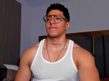 Adambrocs1 Chaturbate stream image from April 23, 2025