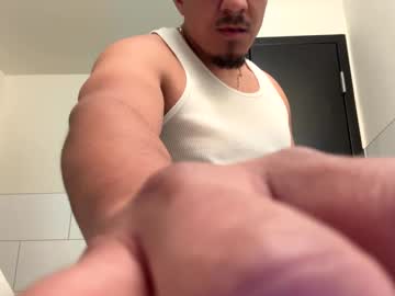 Joe69daddy Chaturbate stream image from April 23, 2025