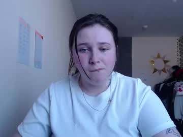 Light_Lunaa Chaturbate stream image from April 23, 2025