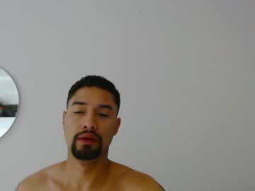 Mathew444 Chaturbate stream image from April 23, 2025