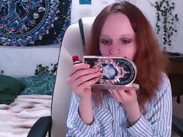 Kennyomeliya Chaturbate stream image from April 23, 2025