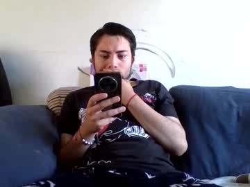Bermos_Cs Chaturbate stream image from April 23, 2025