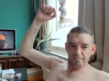Danny_Krissy Chaturbate stream image from April 23, 2025