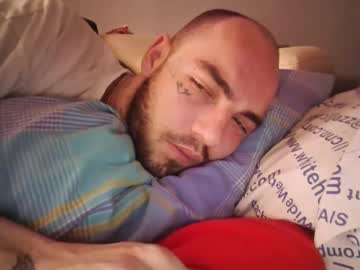 Didismurf02 Chaturbate stream image from April 23, 2025