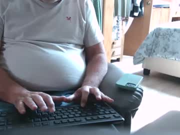Justpleased2behere Chaturbate stream image from April 23, 2025