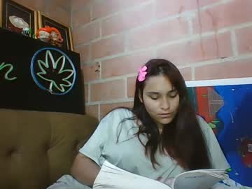 Luci_I_I Chaturbate stream image from April 23, 2025