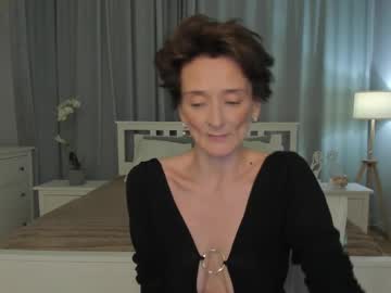 Simonadebeauvoir Chaturbate stream image from April 23, 2025