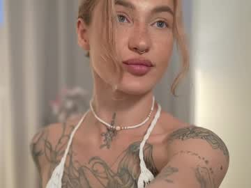 Sparks__Daisy Chaturbate stream image from April 23, 2025