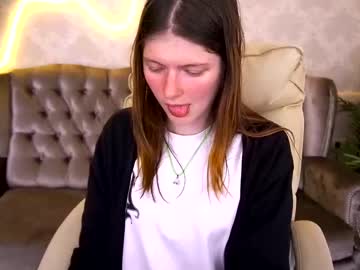 Brandyybelle Chaturbate stream image from April 23, 2025