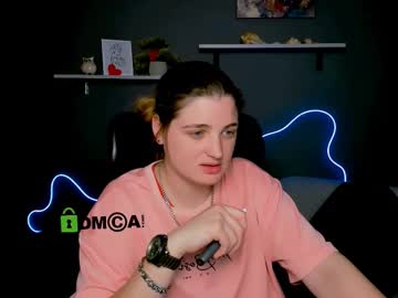 Inga_Gree Chaturbate stream image from April 23, 2025