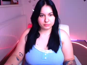 Lini_Mur Chaturbate stream image from April 23, 2025