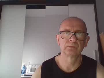 Konsiak Chaturbate stream image from April 23, 2025