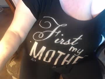New_Milf Chaturbate stream image from April 23, 2025