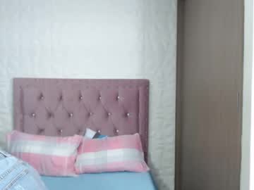 Perla_St Chaturbate stream image from April 23, 2025