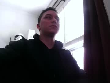 Fululandready Chaturbate stream image from April 23, 2025