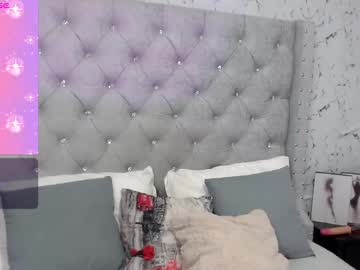 Hotloraine_ Chaturbate stream image from April 23, 2025