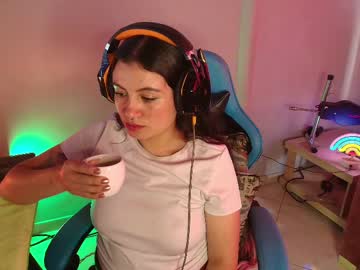 Cara890713 Chaturbate stream image from April 23, 2025