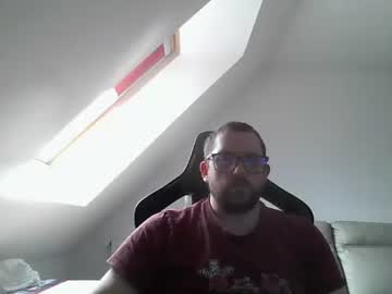 Malou2927 Chaturbate stream image from April 23, 2025