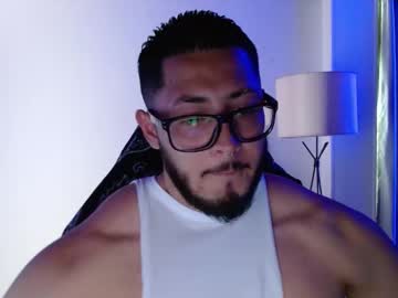 Muscle_Cock32 Chaturbate stream image from April 23, 2025